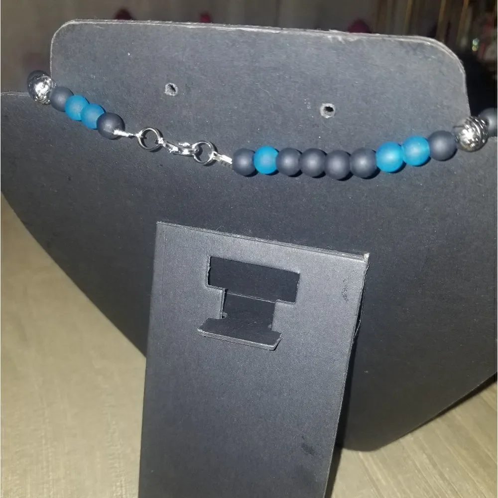 Unisex beaded necklace